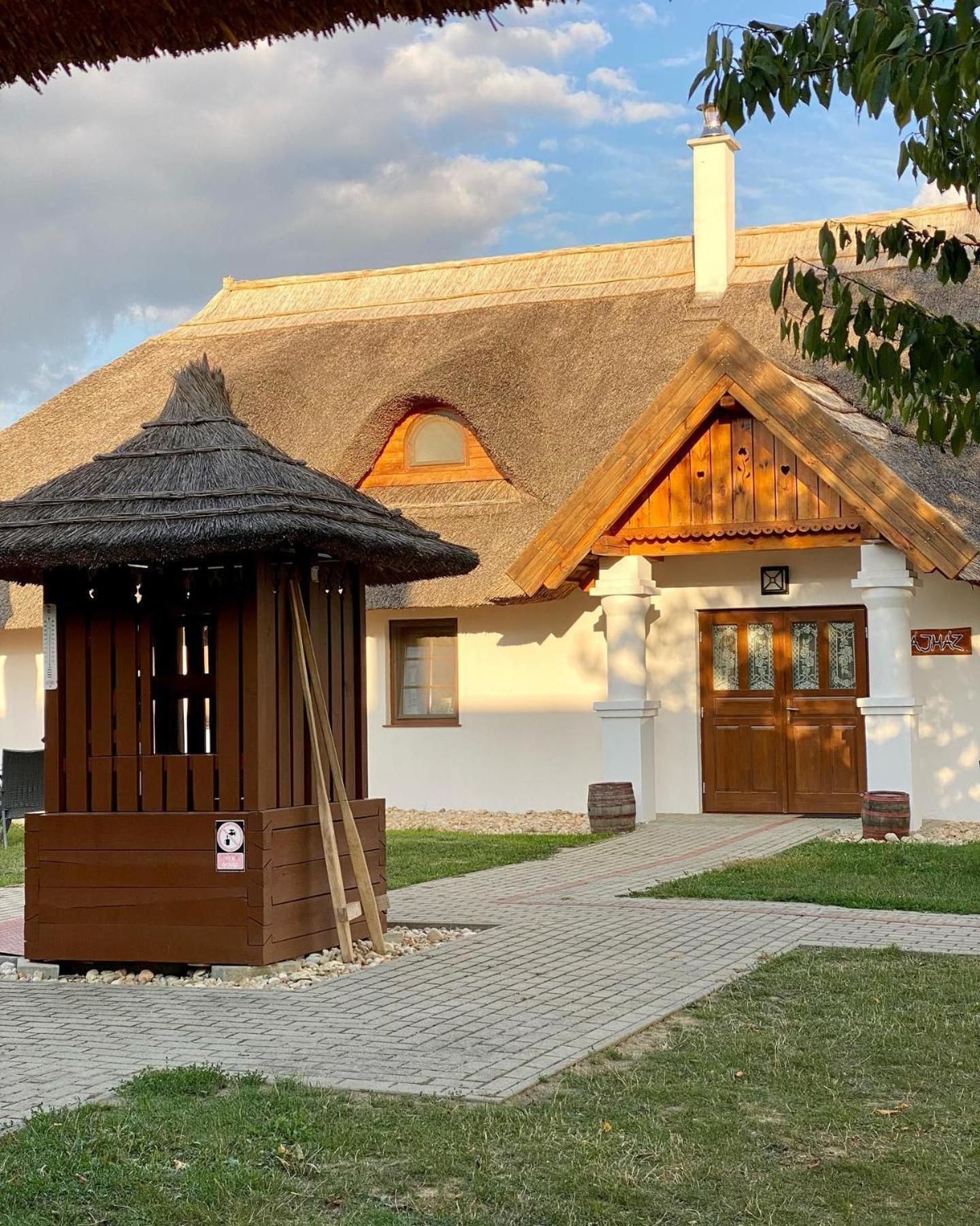 Csodaszarvas Vendégházak Rabahidveg Esterno foto